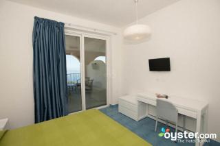 Hotel Torre Sant'Angelo - 1