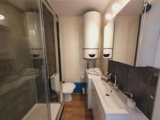 Suite Maya Parking Clim Wifi Centre-ville et Port - ROSSIconciergerie - Linge inclus - La Grande-Motte - 2