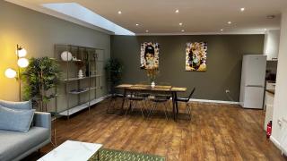 Aldo's 2 Bedroom Townhouse London N1 - Londra - 8