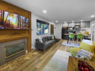 Park City Gem at Red Pine! Cozy Ski Condo with Heated Pools and Hot Tubs! B4 condo - Park City - 7