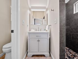 A4609b- Sunset Cliffs Dream Apartment - San Diego - 3