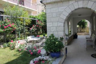 Apartments with parking space Makarska - 21911 - 3