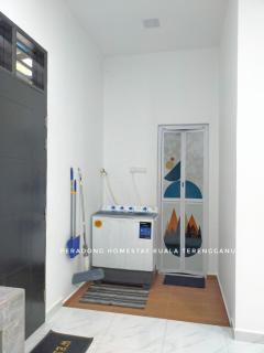 Peradong Homestay Kuala Terengganu - Near Jetty Batu Hampar - 1
