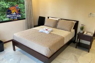 Mountain Top Park Hotel - 7