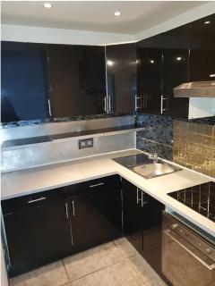 Paris Rosny 2 - Appartement Love Room with Jacuzzi - Rosny-sous-Bois - 3