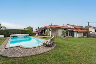 Villa Les Lys - Avec piscine et grand jardin - 0