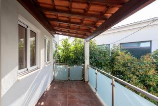 JOIVY Warm and Inviting flat with balcony - Porto - 2