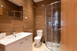 JOIVY Warm and Inviting flat with balcony - Porto - 7