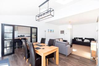 BOURNECOAST - MODERN BUNGALOW NEAR RIVER and SHOPS- HB2079 - 3