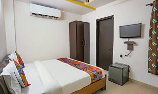 THE EDEN HOTEL Near Okhla - New Delhi - 8
