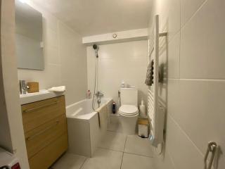 Paris in 10 min, Cosy apartment with a courtyard - 4