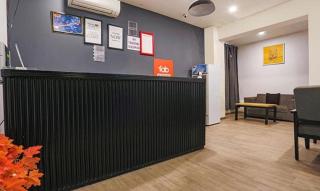 FabHotel Urban Residency Model Town - New Delhi - 3
