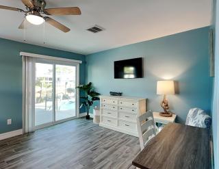 Shell Mound Beach Cottage - Fort Myers Beach - 5