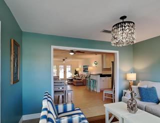 Shell Mound Beach Cottage - Fort Myers Beach - 3