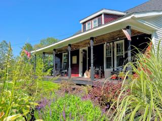 16LV Beautifully decorated country home 20 minutes from Bretton Woods, Cannon and Franconia Notch! - Bethlehem - 9