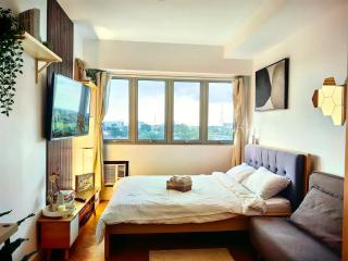 Cozy Oasis, Mountain + Skyline View, Free Pool - Manila - 8