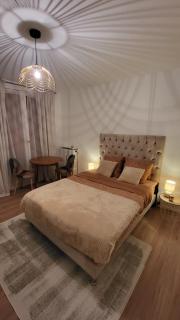 Château 5 min avec balcon et un Stationnement gratuit - Versailles - 0