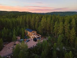 Skogsslottet-Badstue og Spabad! - Torsby - 0