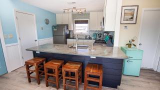 OH81, Lazy Daisy- Oceanside, Private Pool, Hot Tub, Screened Porch, Close to Beach! - Corolla - 3
