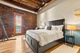Railway Retreat in Downtown - Springfield - 6