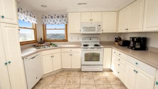 OL626, Celtic Dunes- Oceanside, Dogs Welcome, Private Pool, Hot Tub, Close to Beach Access - Corolla - 2