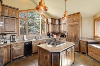 The Gold Flake Chalet - 3