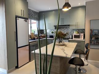 Villa Songo, Estuary Country Estate - INVERTER & RENOVATED - Port Edward - 8