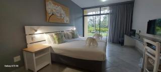 Elephant Lake Hotel - St Lucia - 6
