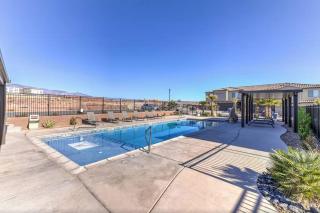 NEW Townhome - Private Hot Tub, Fire Pit & Pool at Quiet Vida-Sol Community - Washington - 1