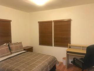 House Rooms & RV Rooms Near LAX - Los Angeles - 3