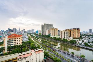 Luxury Living in the heart of D1/3BR/Infinity Pool - Ho Chi Minh - 2