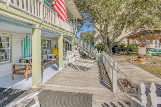 Walk to Pier Coastal Gem with Views in Myrtle Beach - Myrtle Beach - 0