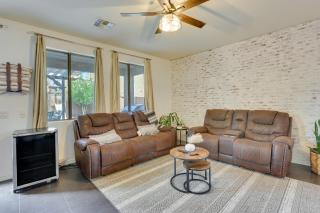 Luxe Family Home with Pool, 13 Mi to Dtwn Phoenix! - Phoenix - 7