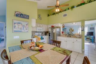 Little Gasparilla Island Paradise Walk to Beach! - Placida - 2
