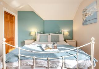 Pebble Cottage - 1