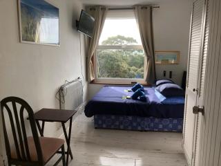 Seaview Central - 6