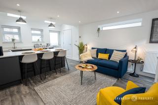 Tower Hide by Grandeur Property - Bournemouth - 0
