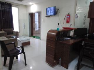 Hotel Saket - 5