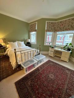 Tranquil & Family-friendly 3BD Home Clapham! - London - 3