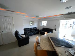 Cómodo apartamento entero - 0