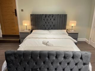Cosy Studio Flat with Balcony in Heart of London - 8