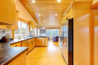 KC's Serenity By The Sea - 1