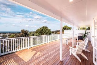 The Shack - Sunny Beach House Sweeping Water Views - Bicheno - 6