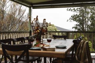 Hey Little Joe - Cosy Retreat with Mountain Views - Warburton - 1
