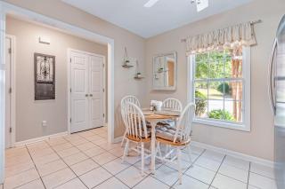 Tranquil Townhome - Auburn - 4