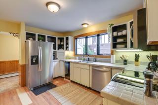 Charming Bangor Home with Deck Less Than 1 Mi to Downtown - 2