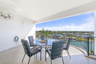 Seaside Serenity Tranquil Retreat in Scenic Cullen Bay - Larrakeyah - 9