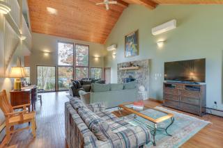 Lakefront Maryland Home - Deck, Grill and Pool Table - Oakland - 0