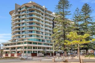 Waterfront Resort-Style Living at Glenelg Beach - 5