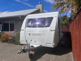 Kiwi Caravan Experience - 1